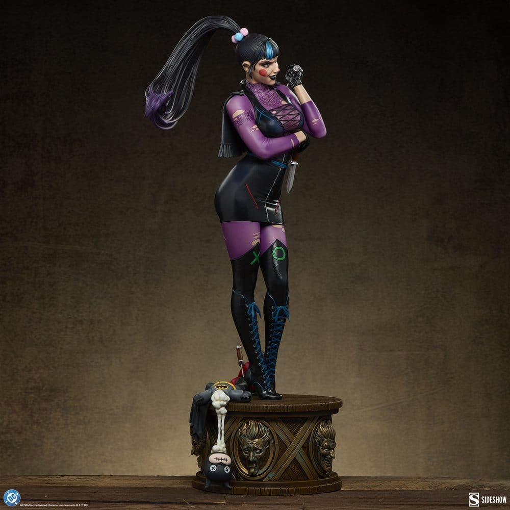 SIDESHOW - DC Comics Premium Format Figure Punchline