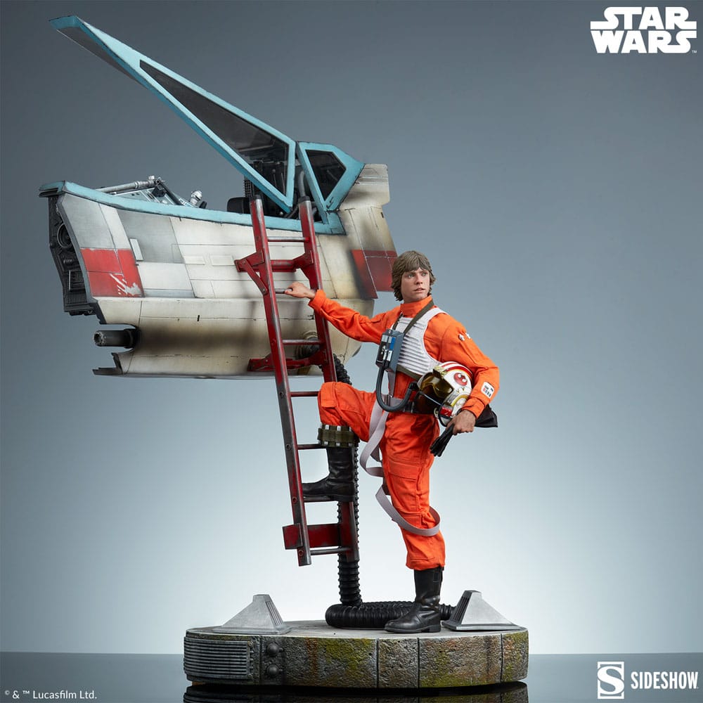 SIDESHOW - Star Wars Premium Format Statue Luke Skywalker & X-Wing: Red Five, Standing By