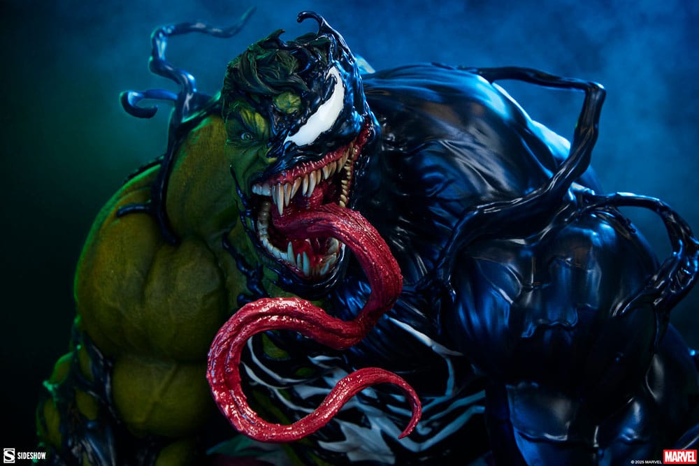 SIDESHOW - Marvel Premium Format Statue Venomized Hulk
