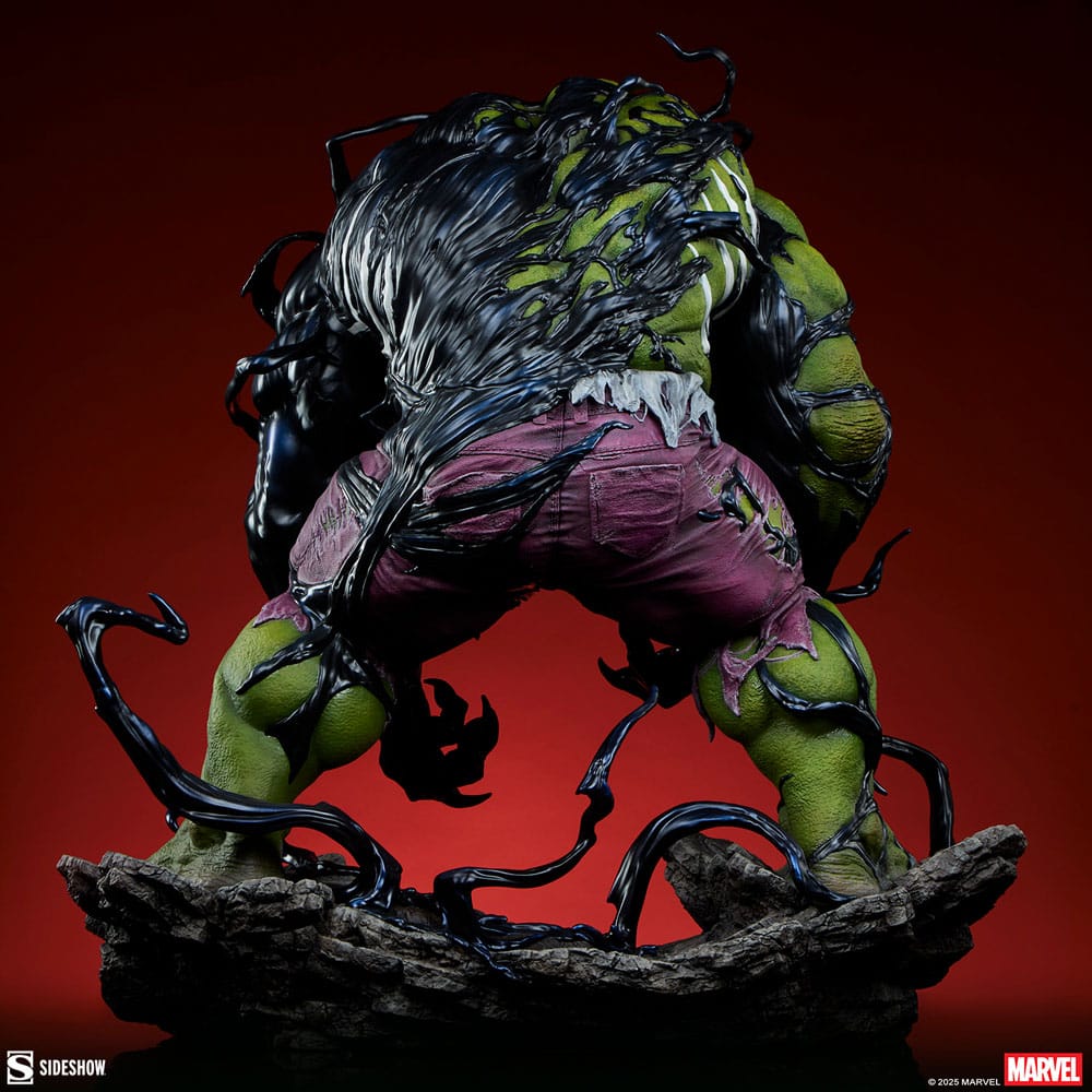 SIDESHOW - Marvel Premium Format Statue Venomized Hulk