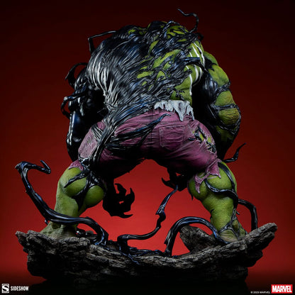SIDESHOW - Marvel Premium Format Statue Venomized Hulk