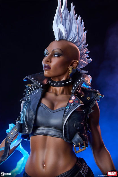 SIDESHOW - Marvel X-Men Premium Format Figure Storm