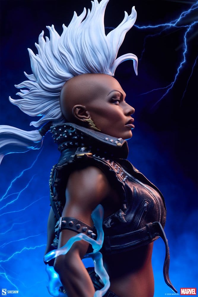 SIDESHOW - Marvel X-Men Premium Format Figure Storm