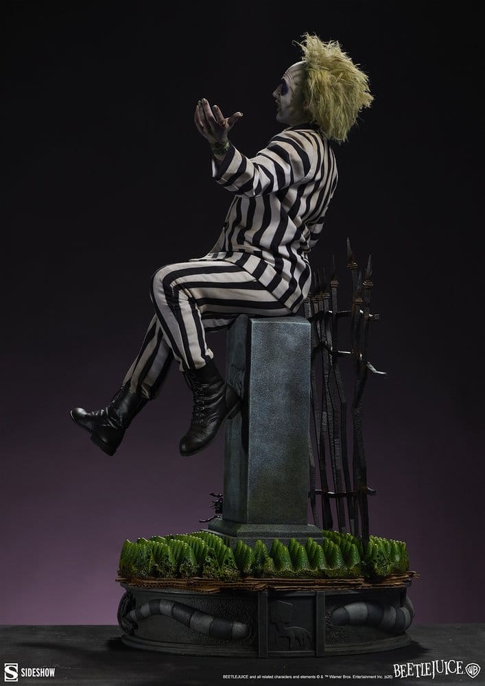 SIDESHOW - Beetlejuice Premium Format Mixed Media Statue Beetlejuice