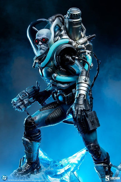 SIDESHOW - DC Comics Premium Format Figure Mr. Freeze