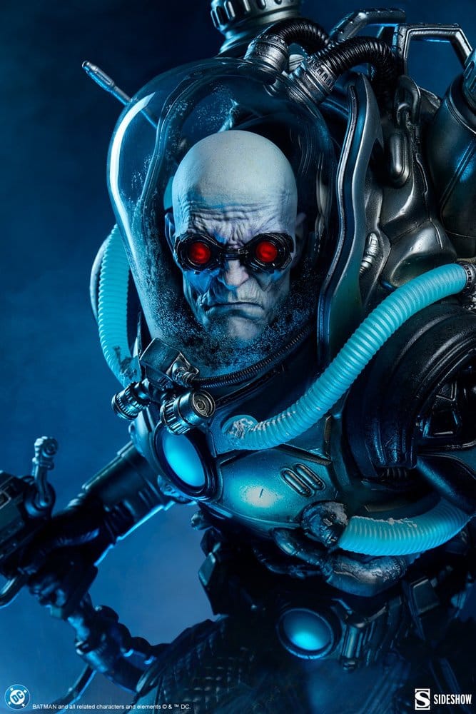 SIDESHOW - DC Comics Premium Format Figure Mr. Freeze