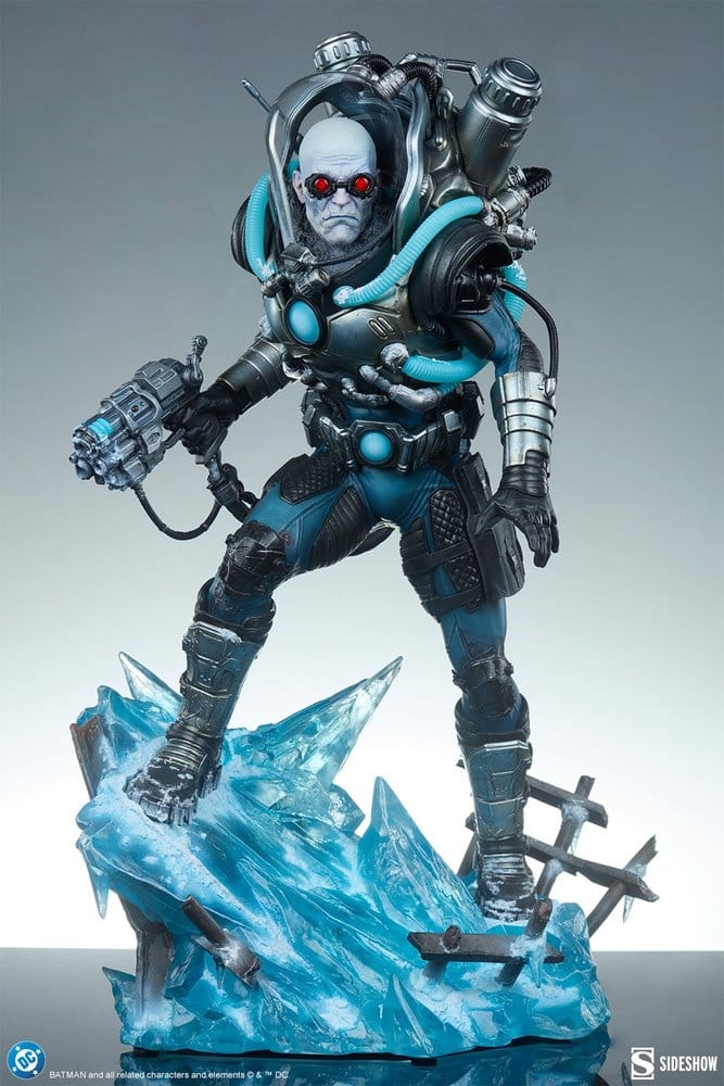 SIDESHOW - DC Comics Premium Format Figure Mr. Freeze