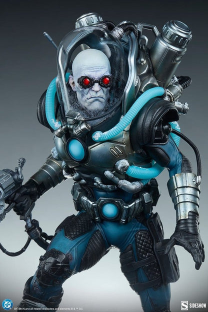SIDESHOW - DC Comics Premium Format Figure Mr. Freeze