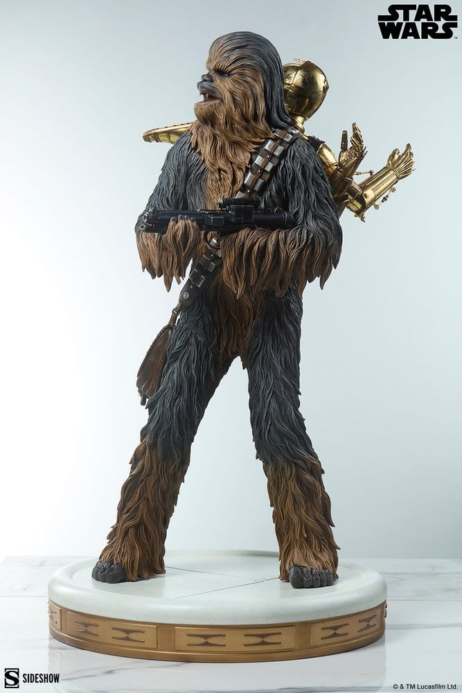 SIDESHOW - Star Wars Premium Format Figure Chewbacca and C-3PO