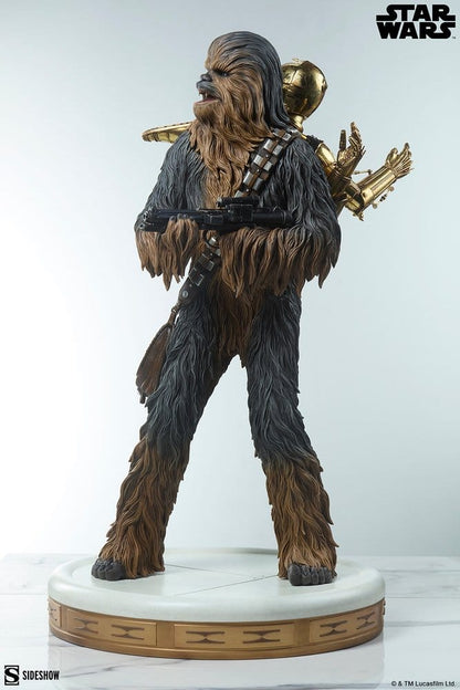 SIDESHOW - Star Wars Premium Format Figure Chewbacca and C-3PO