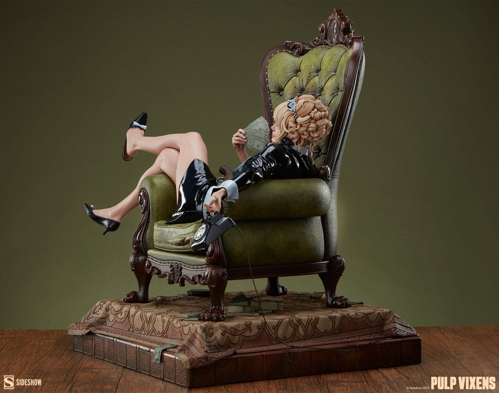 SIDESHOW - Pulp Vixens Premium Format Statue Killer Return
