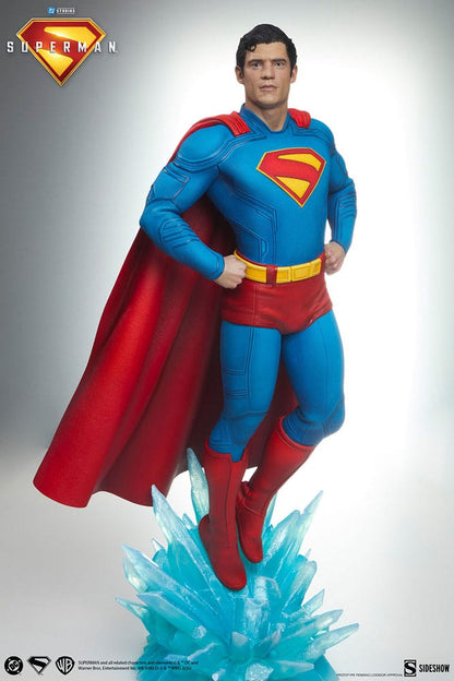 SIDESHOW - Superman (2025) Premium Format Statues Superman 61 cm & Krypto 23 cm Bundle