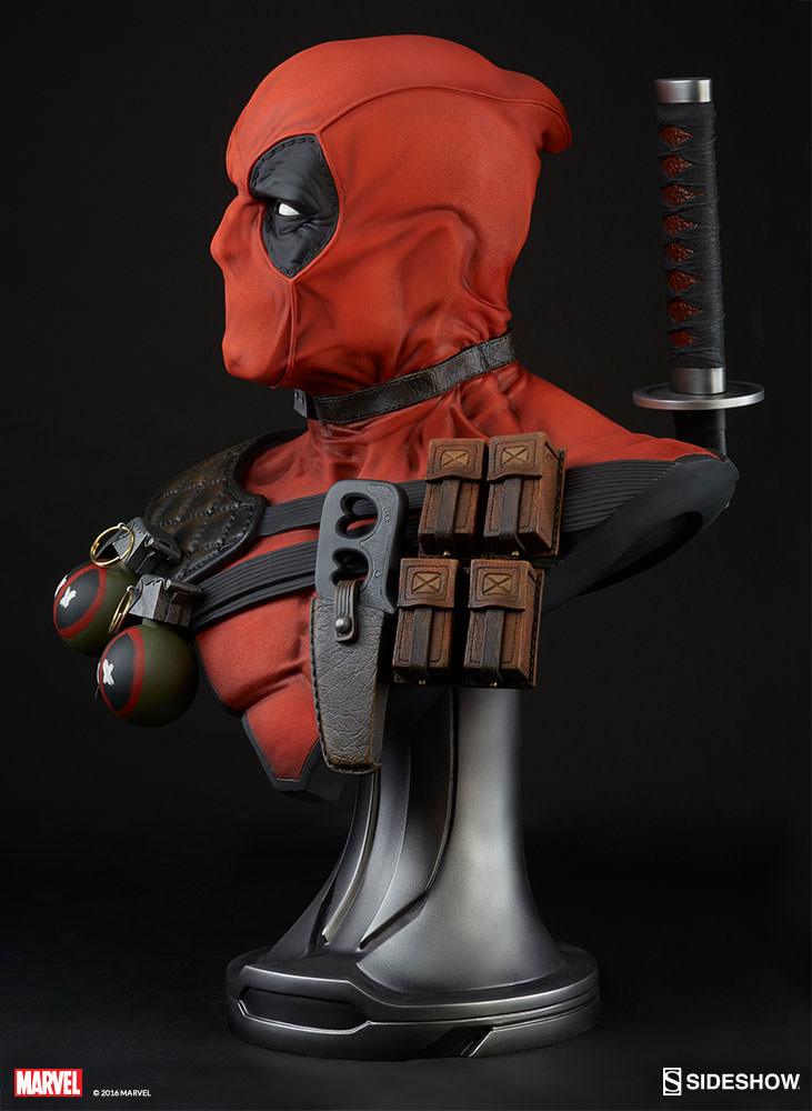 SIDESHOW - Marvel - Comics Bust 1:1 Deadpool