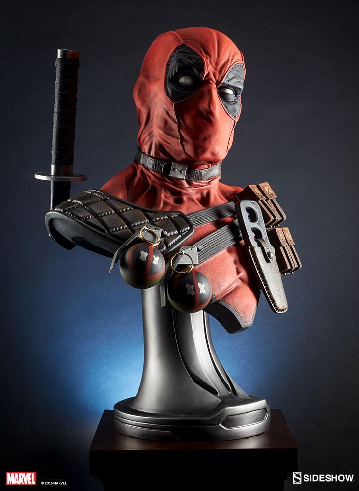 SIDESHOW - Marvel - Comics Bust 1:1 Deadpool