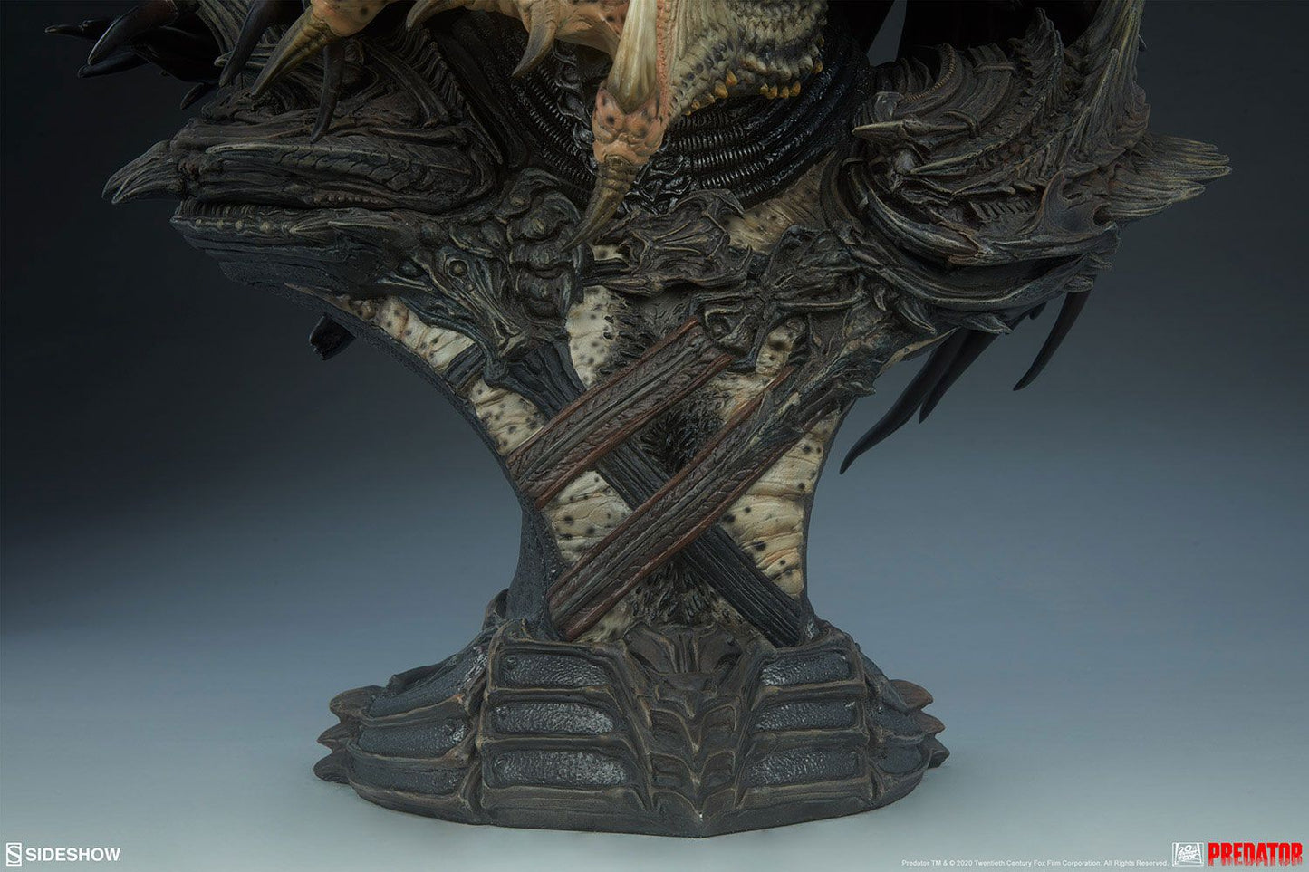 SIDESHOW - Predator Mythos Legendary Scale Bust Predator Barbarian