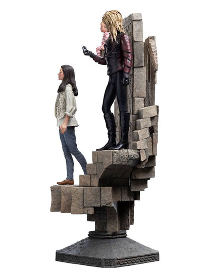 WETA COLLECTIBLES - Labyrinth Statue 1:6 Sarah & Jareth in The Illusionary Maze