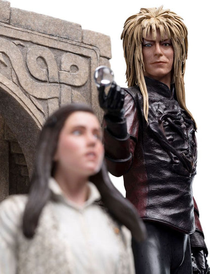 WETA COLLECTIBLES - Labyrinth Statue 1:6 Sarah & Jareth in The Illusionary Maze