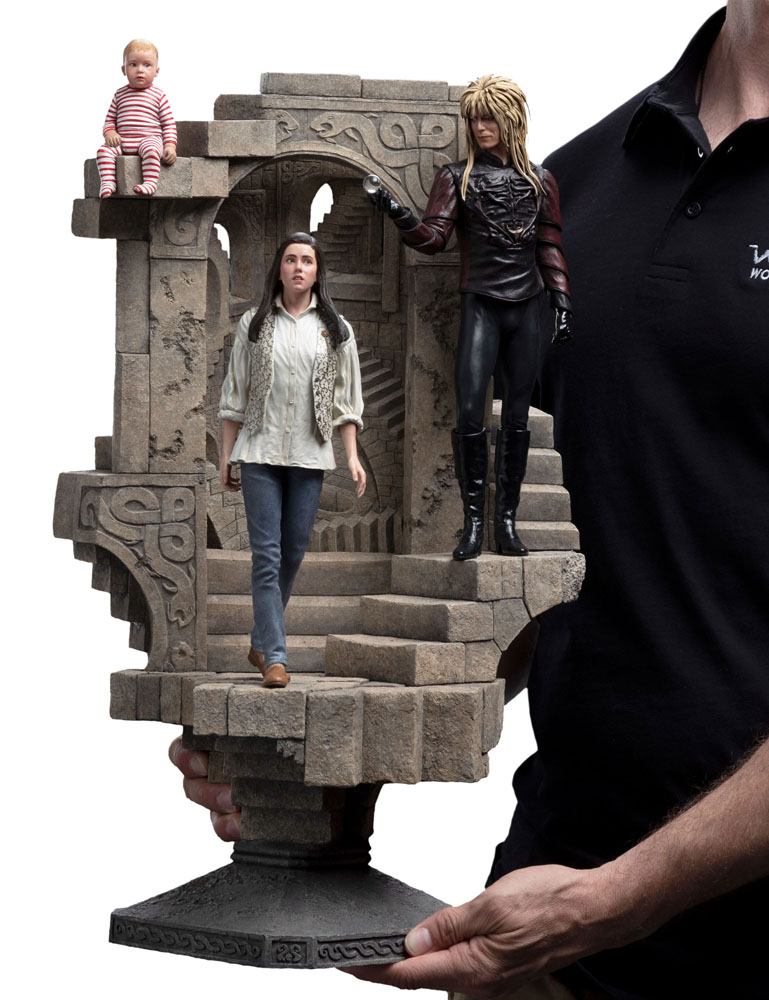 WETA COLLECTIBLES - Labyrinth Statue 1:6 Sarah & Jareth in The Illusionary Maze