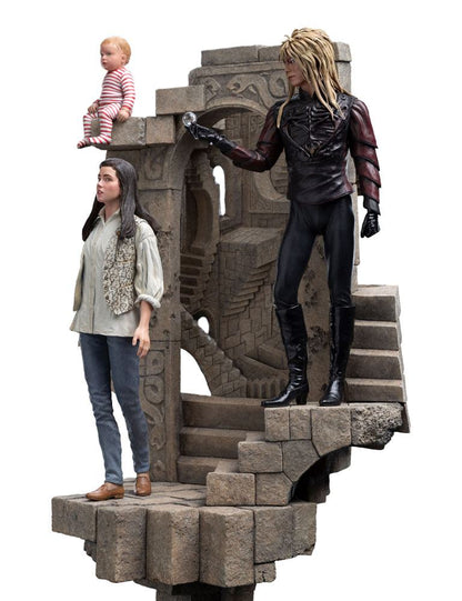 WETA COLLECTIBLES - Labyrinth Statue 1:6 Sarah & Jareth in The Illusionary Maze