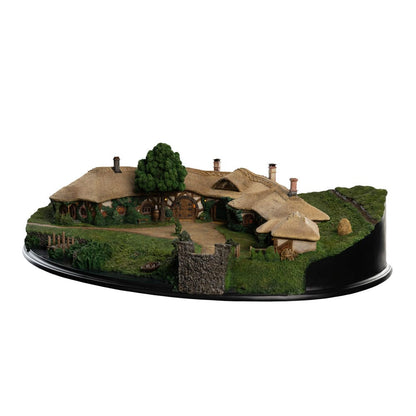 WETA - Lord of the Rings Statue The Green Dragon Inn