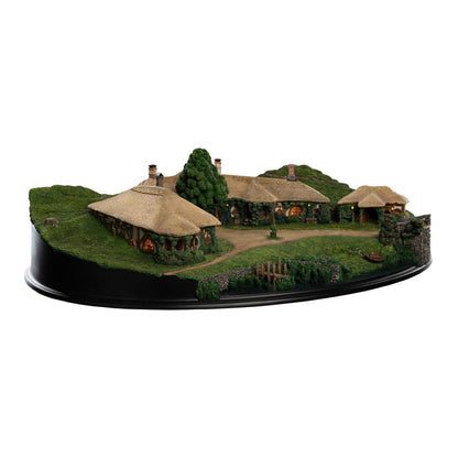 WETA - Lord of the Rings Statue The Green Dragon Inn